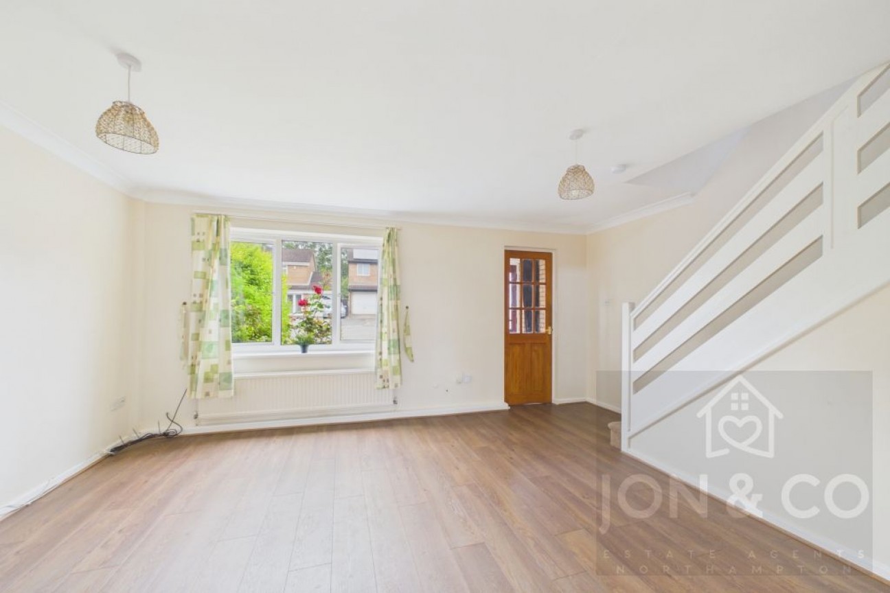 Beeston Avenue | Wakes Meadow | NN3