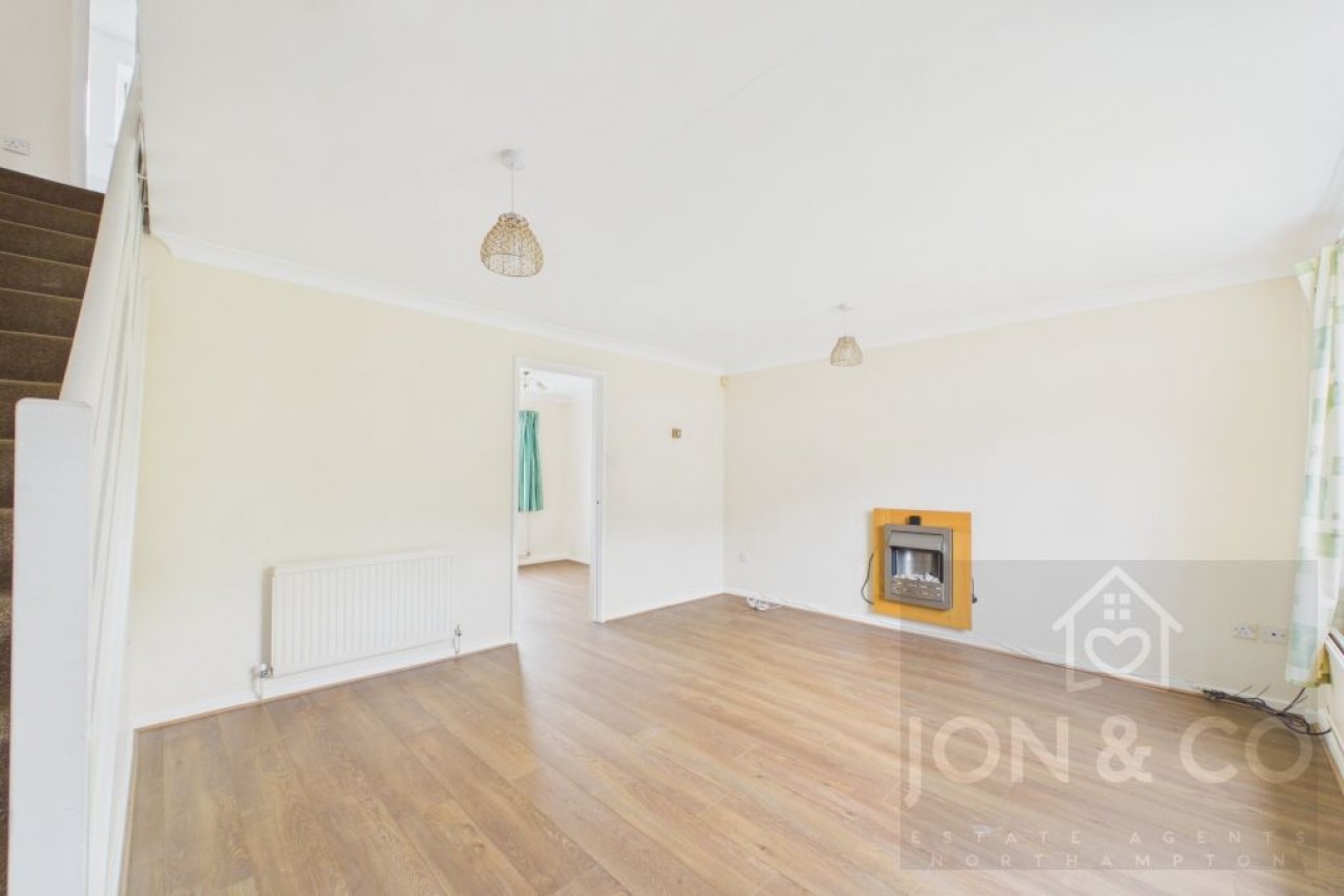 Beeston Avenue | Wakes Meadow | NN3