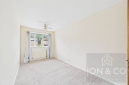 Beeston Avenue | Wakes Meadow | NN3