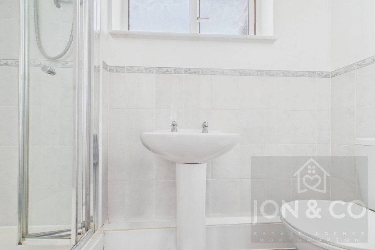 Beeston Avenue | Wakes Meadow | NN3