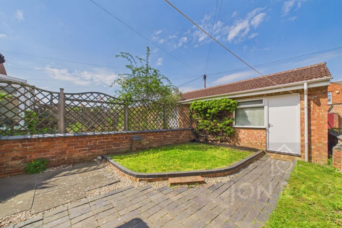 Ashburnham Road | Abington | NN1