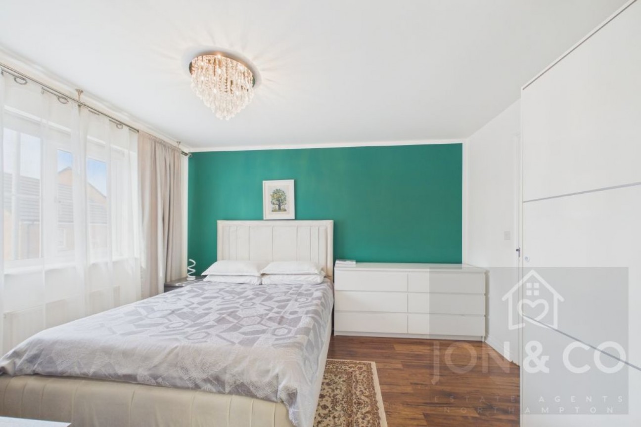 Damselfly Road | Pineham | NN4