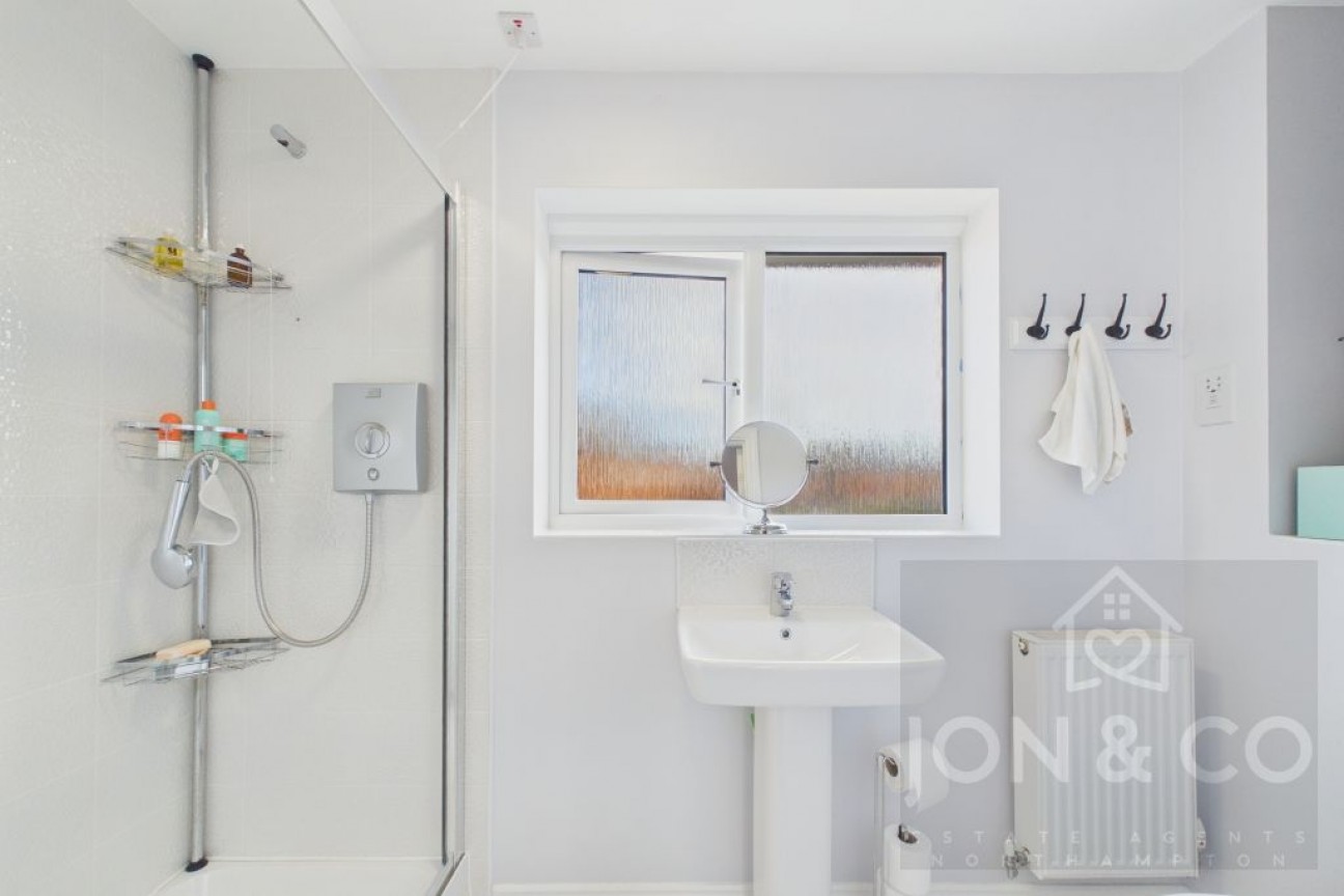 Damselfly Road | Pineham | NN4