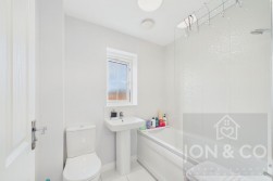 Damselfly Road | Pineham | NN4
