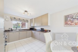 Damselfly Road | Pineham | NN4