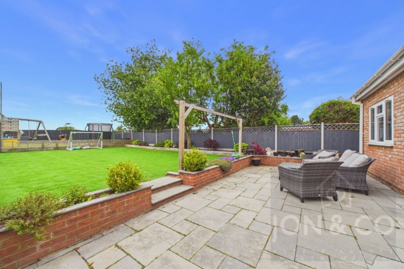 Harvey Lane | Moulton | NN3