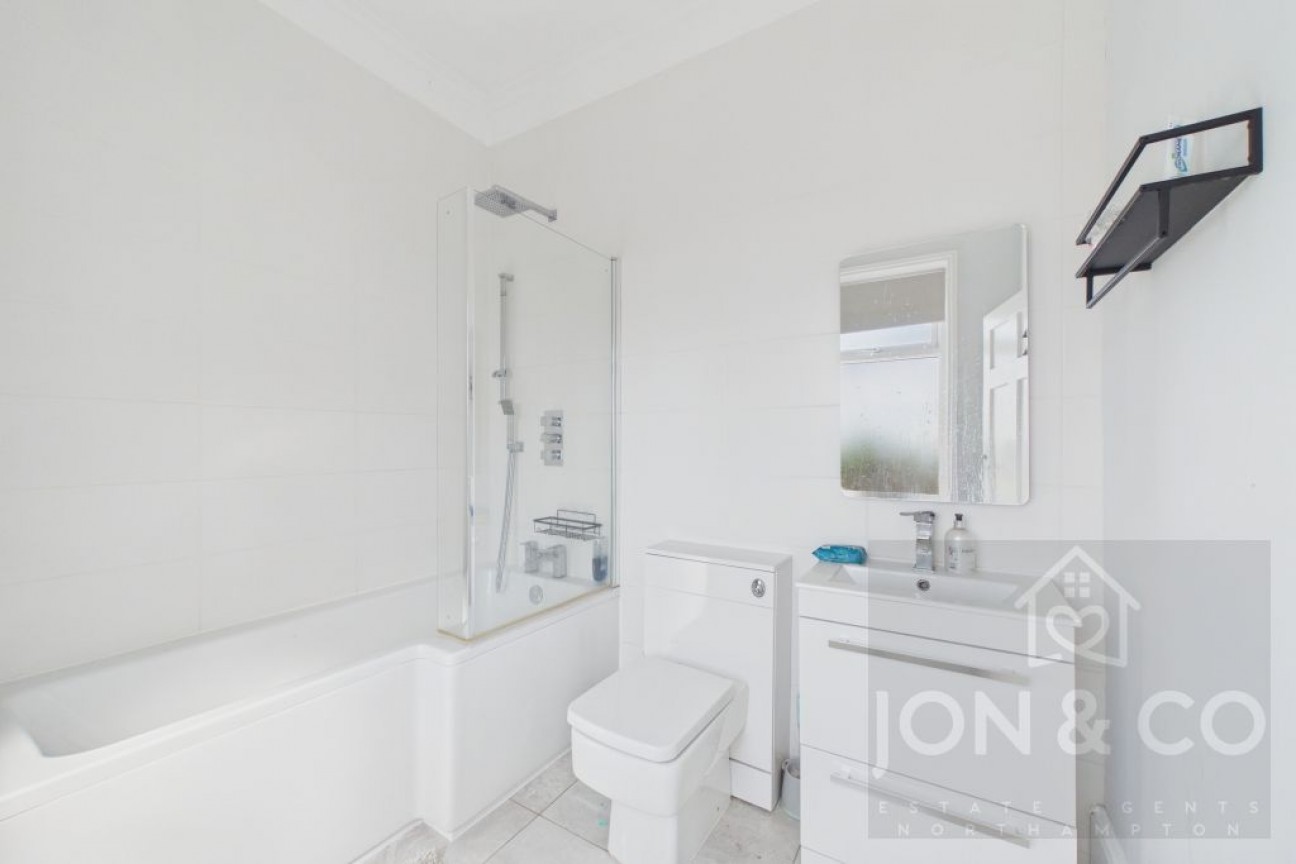 High Street | Pytchley | NN14