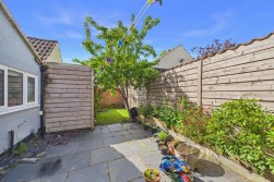 High Street | Pytchley | NN14