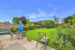 Amber Drive | Walgrave | NN6