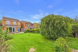 Amber Drive | Walgrave | NN6