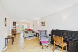 Amber Drive | Walgrave | NN6