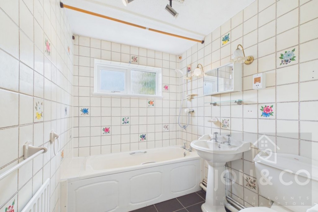 Woodhall Close | West Hunsbury | NN4