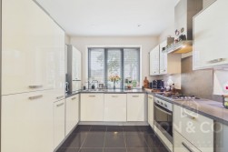 High Street | Upton | NN5