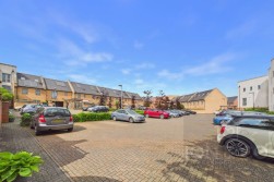 High Street | Upton | NN5