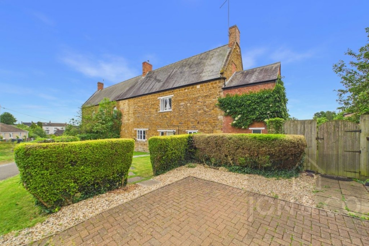 The Old School House | Walgrave | NN6