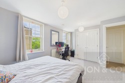 Black Cat Street | Upton | NN5