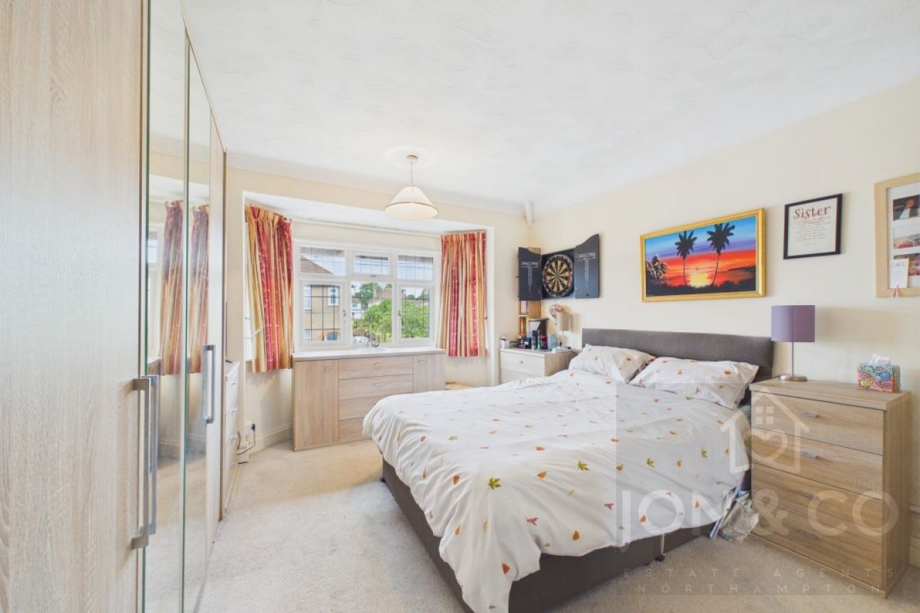 Foxgrove Avenue | Kingsthorpe | NN2