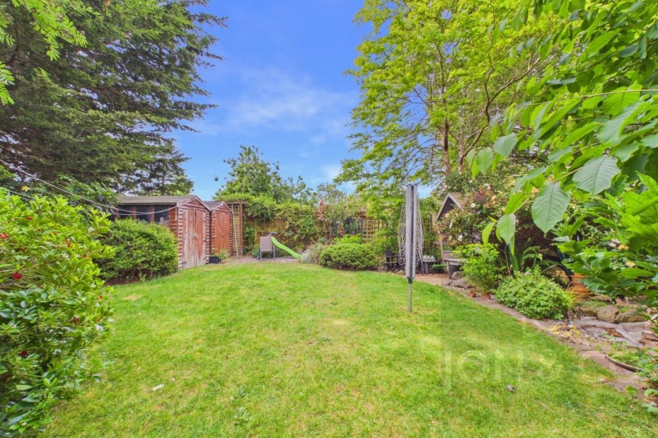 Foxgrove Avenue | Kingsthorpe | NN2