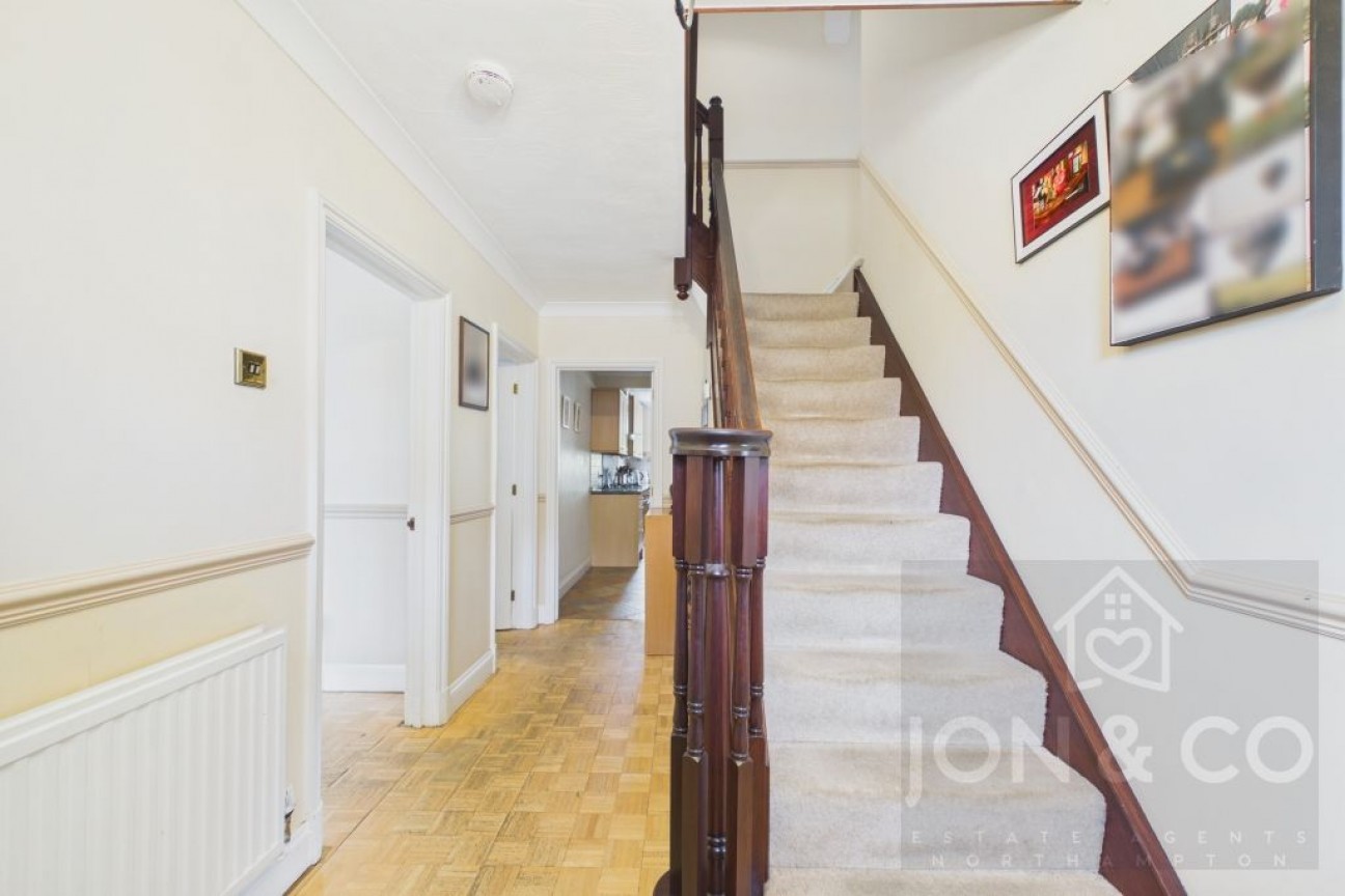 Foxgrove Avenue | Kingsthorpe | NN2