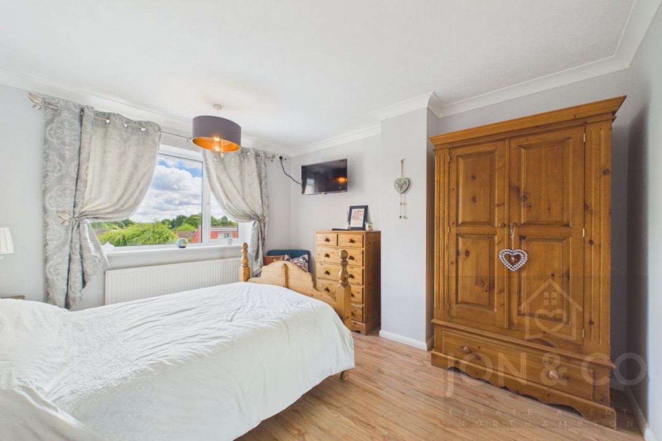 Cotswold Avenue | Duston | NN5