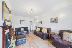 Cotswold Avenue | Duston | NN5