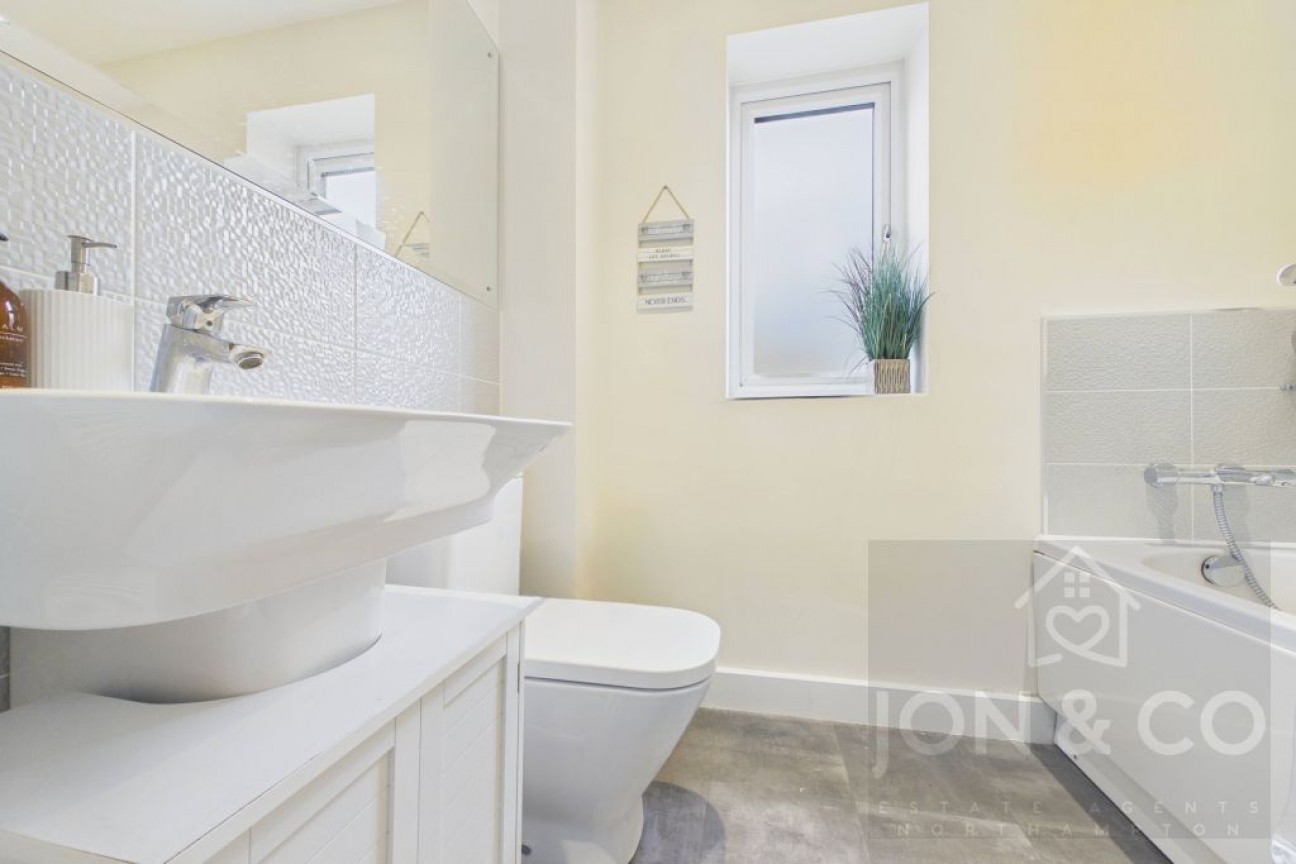 Glebe Road | Buckton Fields | NN2