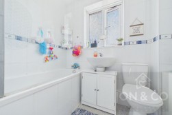 Sansom Court | Arbours | NN3