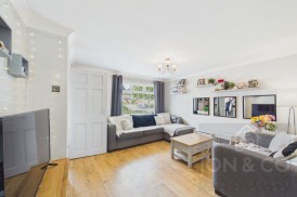 Sansom Court | Arbours | NN3