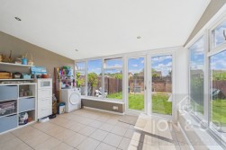Sansom Court | Arbours | NN3