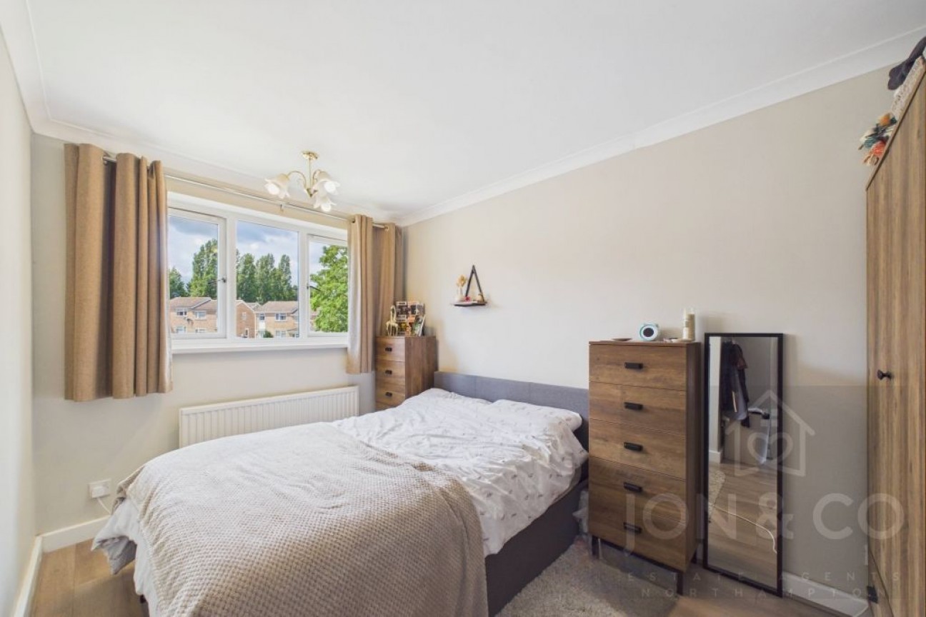 Sansom Court | Arbours | NN3