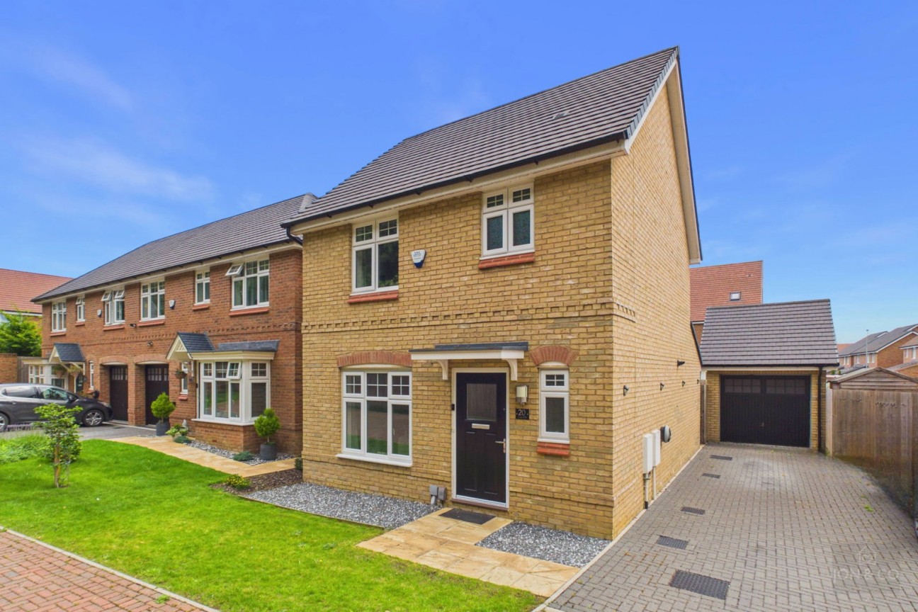 Farmyard Close | Abington Place | NN3