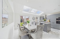Farmyard Close | Abington Place | NN3