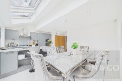 Farmyard Close | Abington Place | NN3