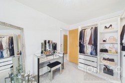 Farmyard Close | Abington Place | NN3