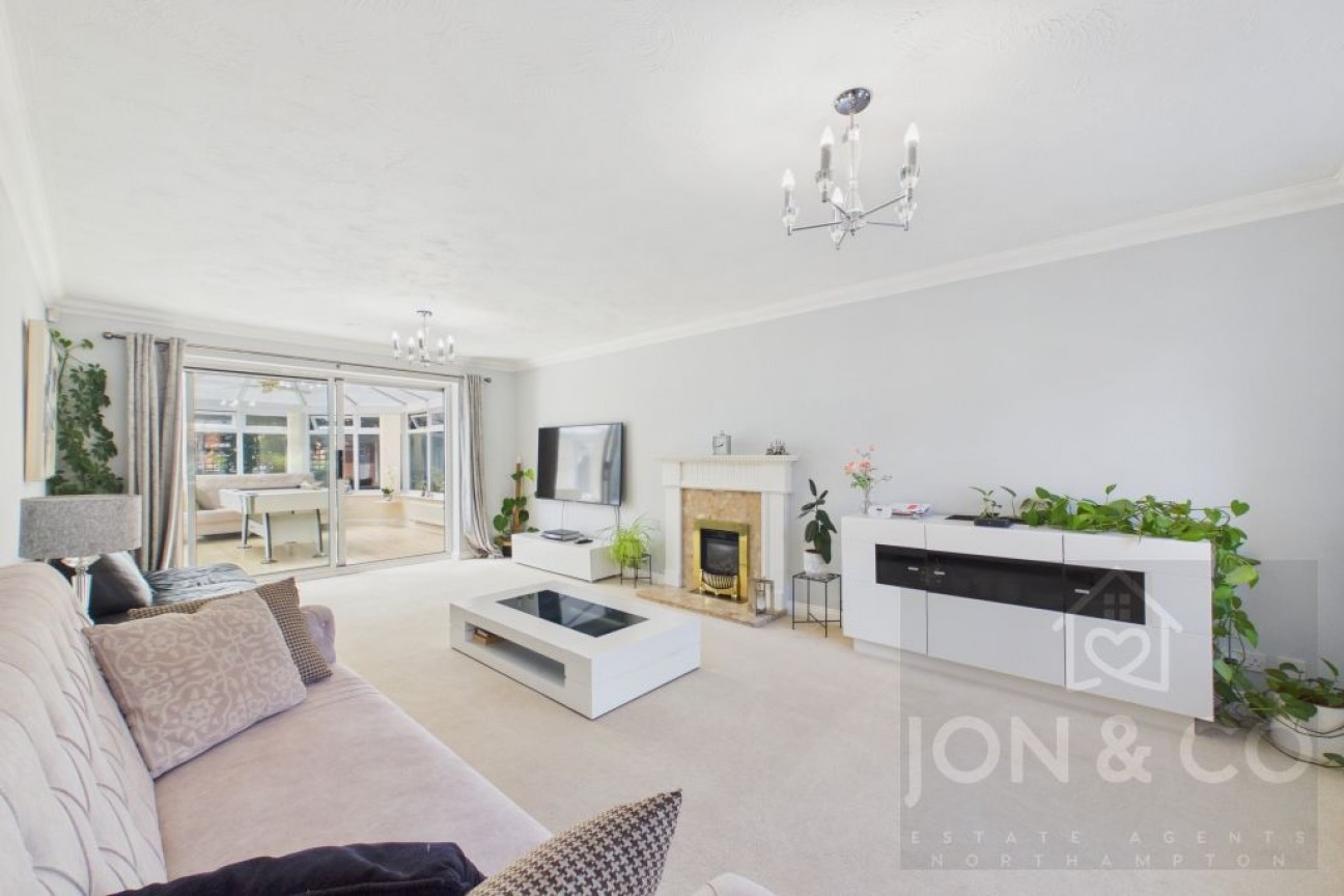 Wisteria Way | Abington Vale | NN3