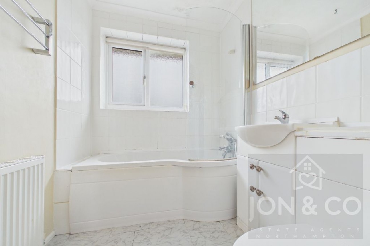 Leyland Drive | Kingsthorpe | NN2