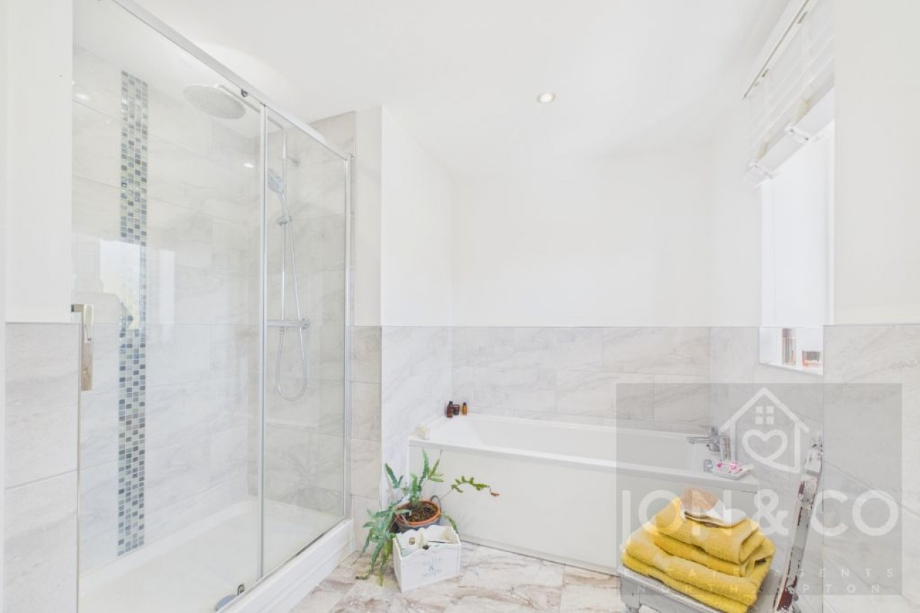 Rose Gardens | Booth Lane South | NN3