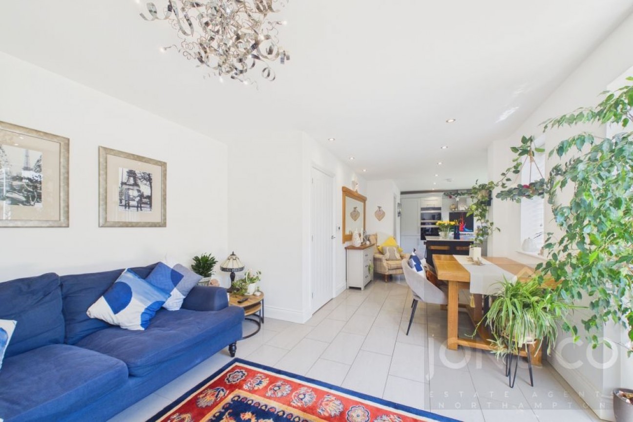 Rose Gardens | Booth Lane South | NN3