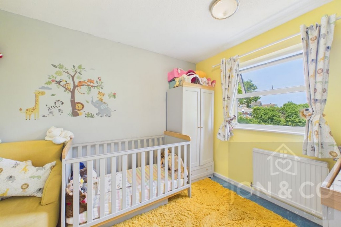 Russell Square | Moulton | NN3