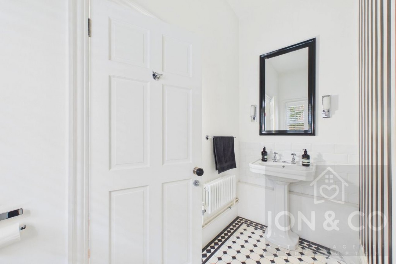 St Georges Avenue | Northampton | NN2
