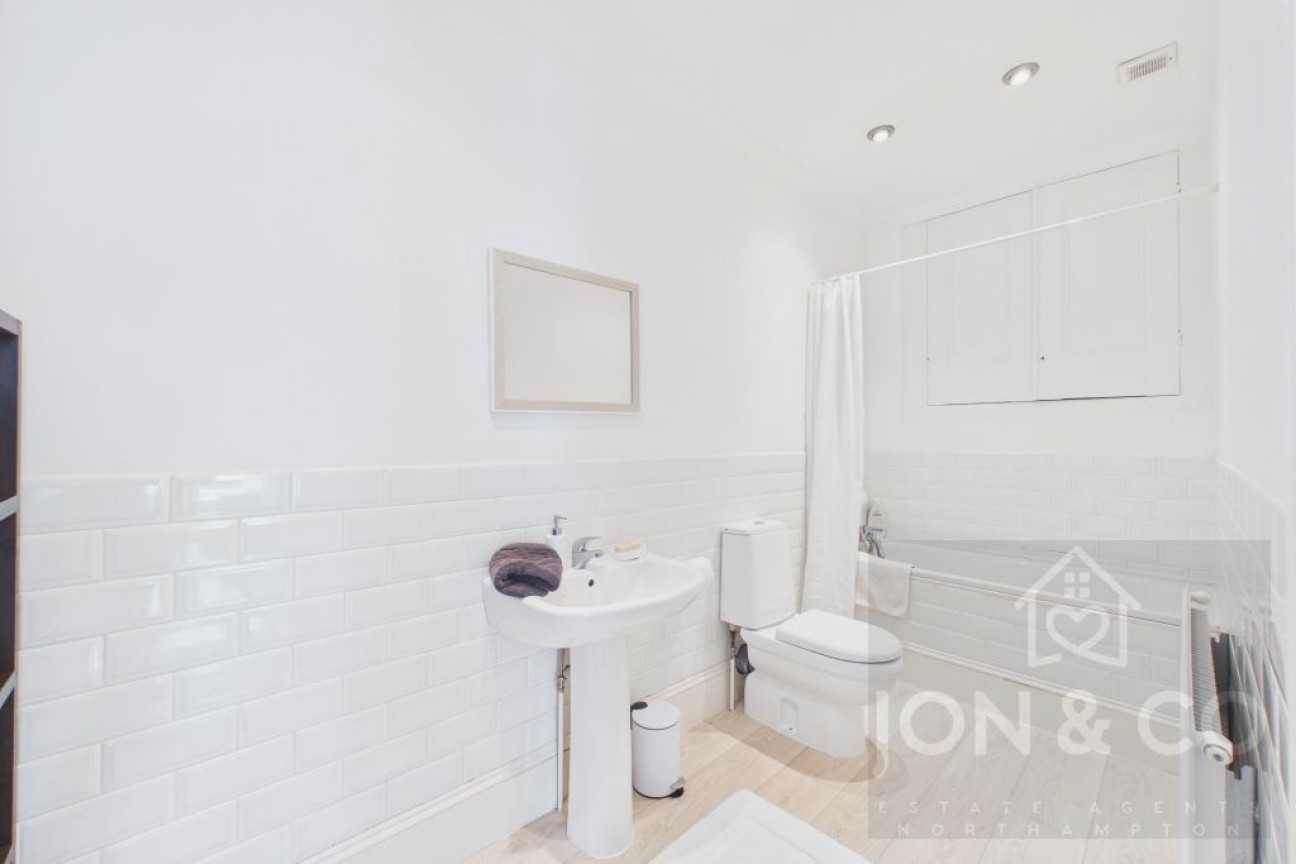 St Georges Avenue | Northampton | NN2