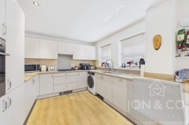 Folly Way | Buckton Fields | NN2