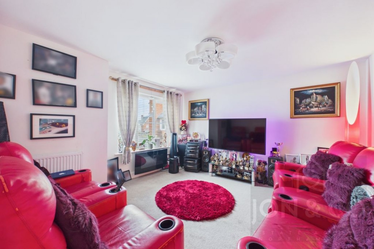 Folly Way | Buckton Fields | NN2