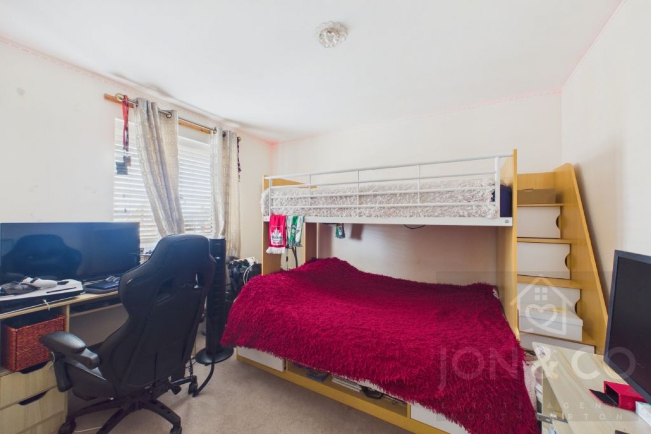 Folly Way | Buckton Fields | NN2