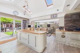 Woodland Avenue | Overstone | NN6