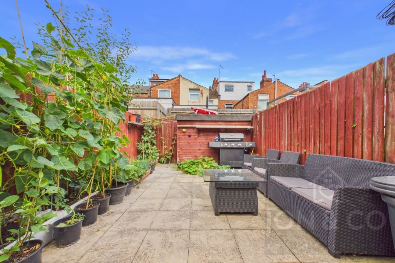 Artizan Road | Abington | NN1