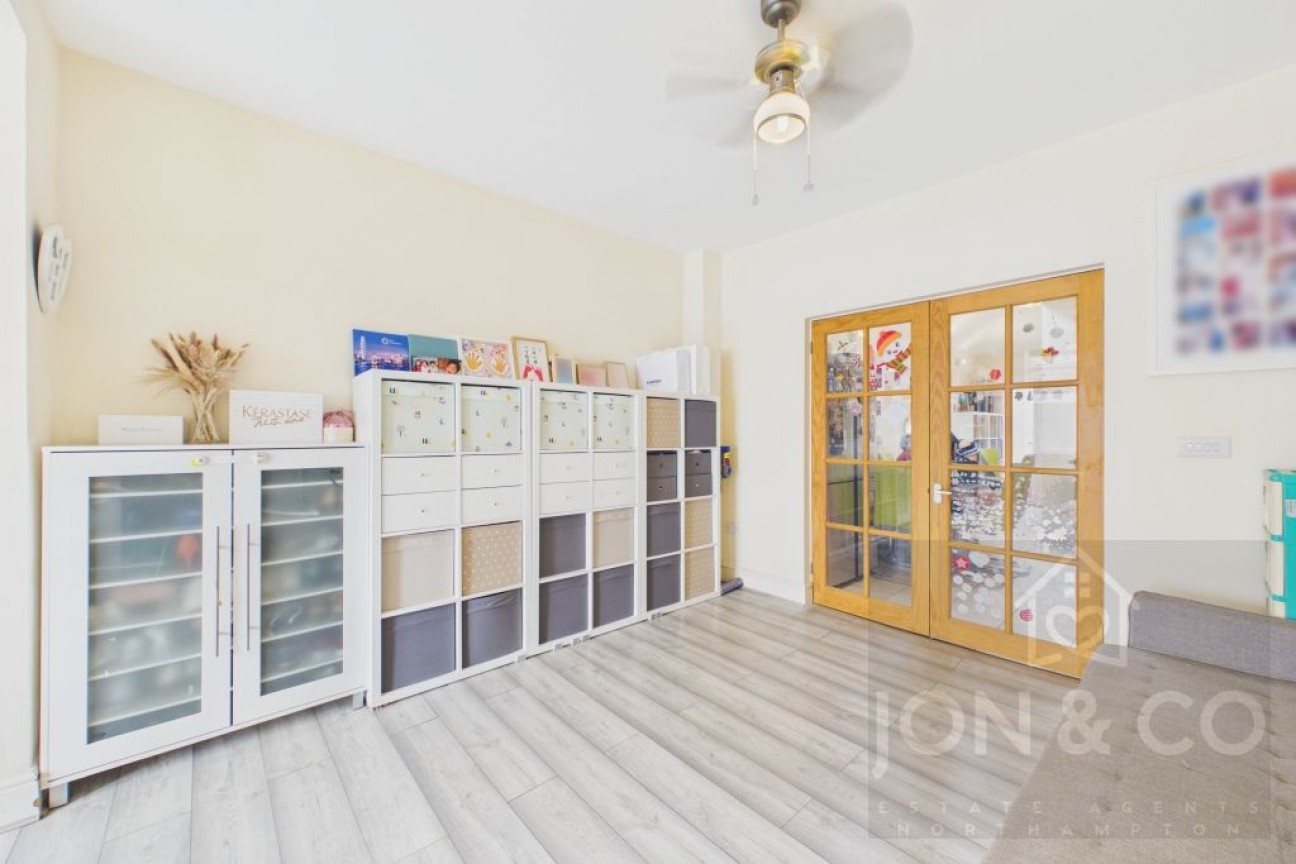 Artizan Road | Abington | NN1