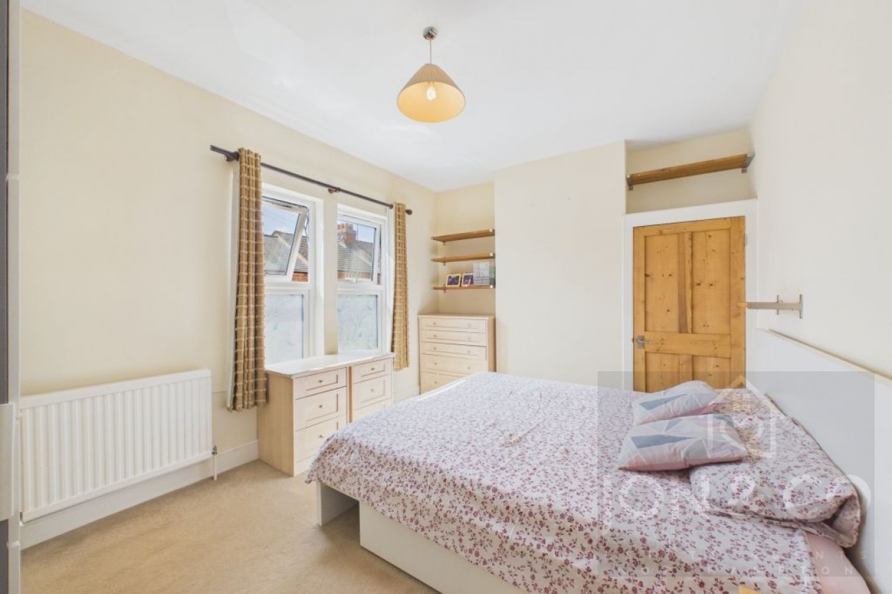 Artizan Road | Abington | NN1