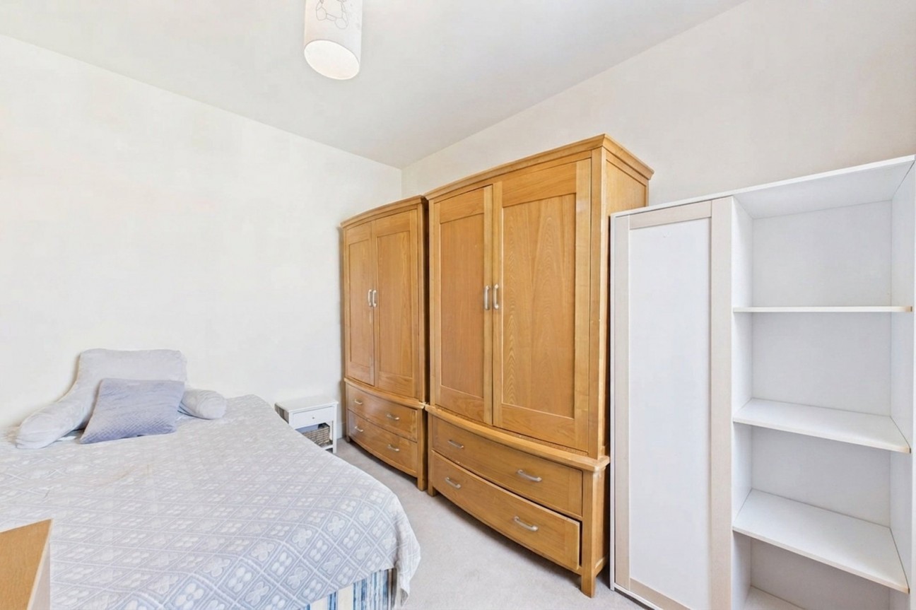 Artizan Road | Abington | NN1