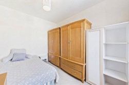 Artizan Road | Abington | NN1